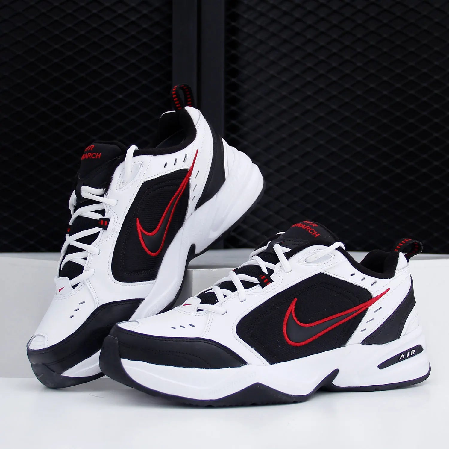 Nike Air Monarch IV Men's Training Dad Shoes